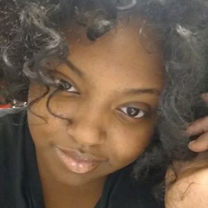 Meet your Posher, Candice